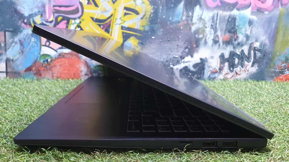 Ноутбук MSI Ryzen 7/16Gb/FHD/Modern 15 B7M-217XRU [9S7-15HK12-217]/Windows 11