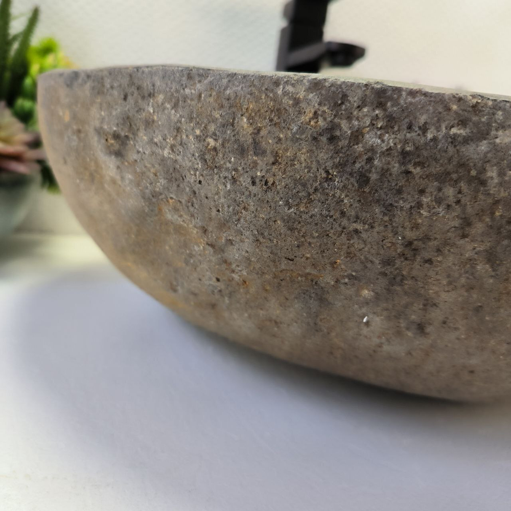 Раковина из речного камня RS-63873 (52*44*15) 0123