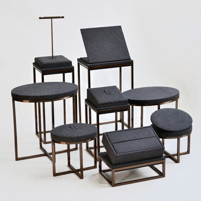 Комплект демонстрационного оборудования 547010-ЗГМБ (Замша ГРАФИТОВАЯ/Металл БРОНЗА )