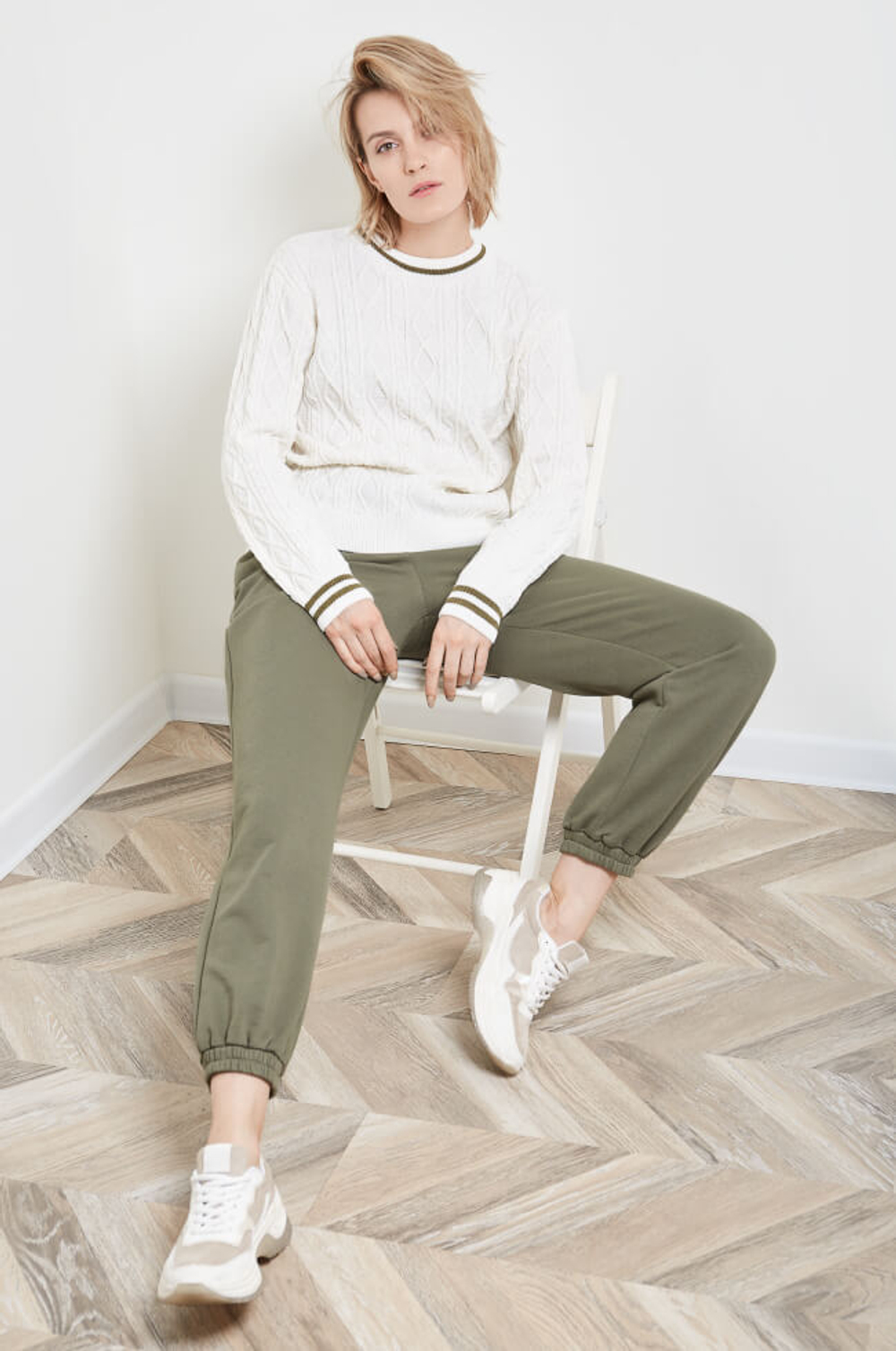 3842 Брюки женские (хаки)