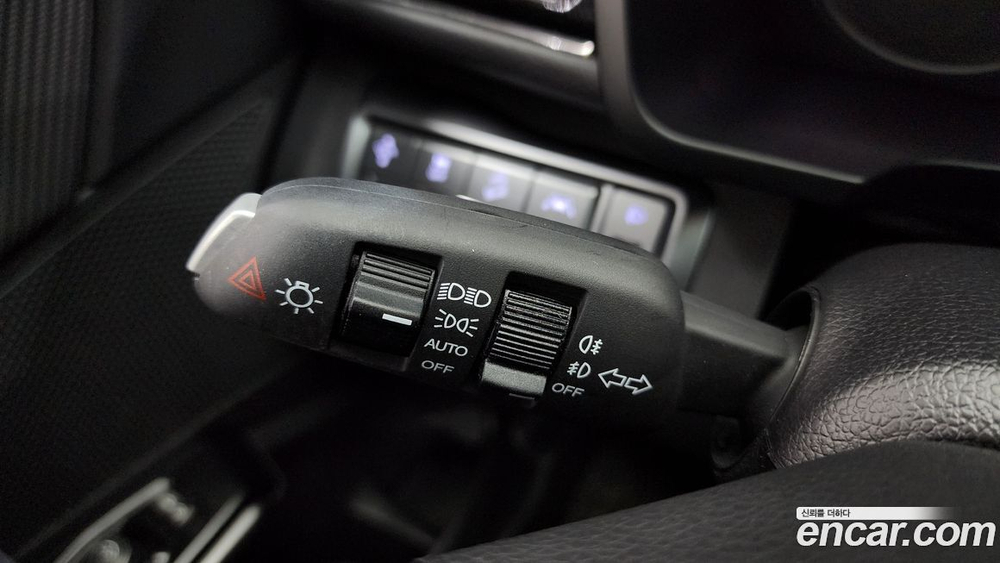 KG Mobility (Ssangyong) Very New Tivoli Бензин 1.5 2WD (10.2020)
