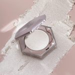 FENTY BEAUTY How Many Carats  Хайлайтер для всего тела с алмазным напылением