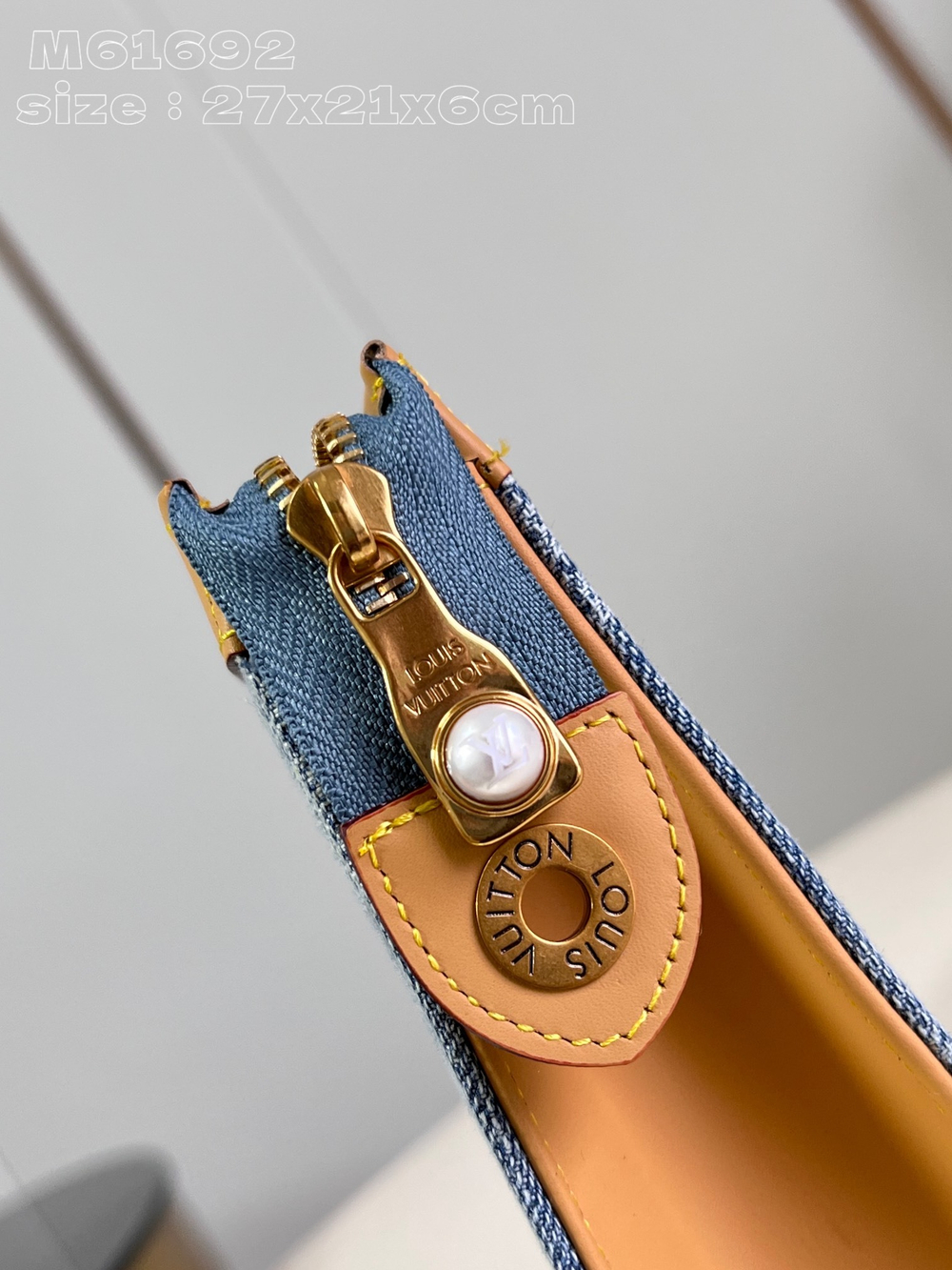 Louis Vuitton Pochette Voyage MM