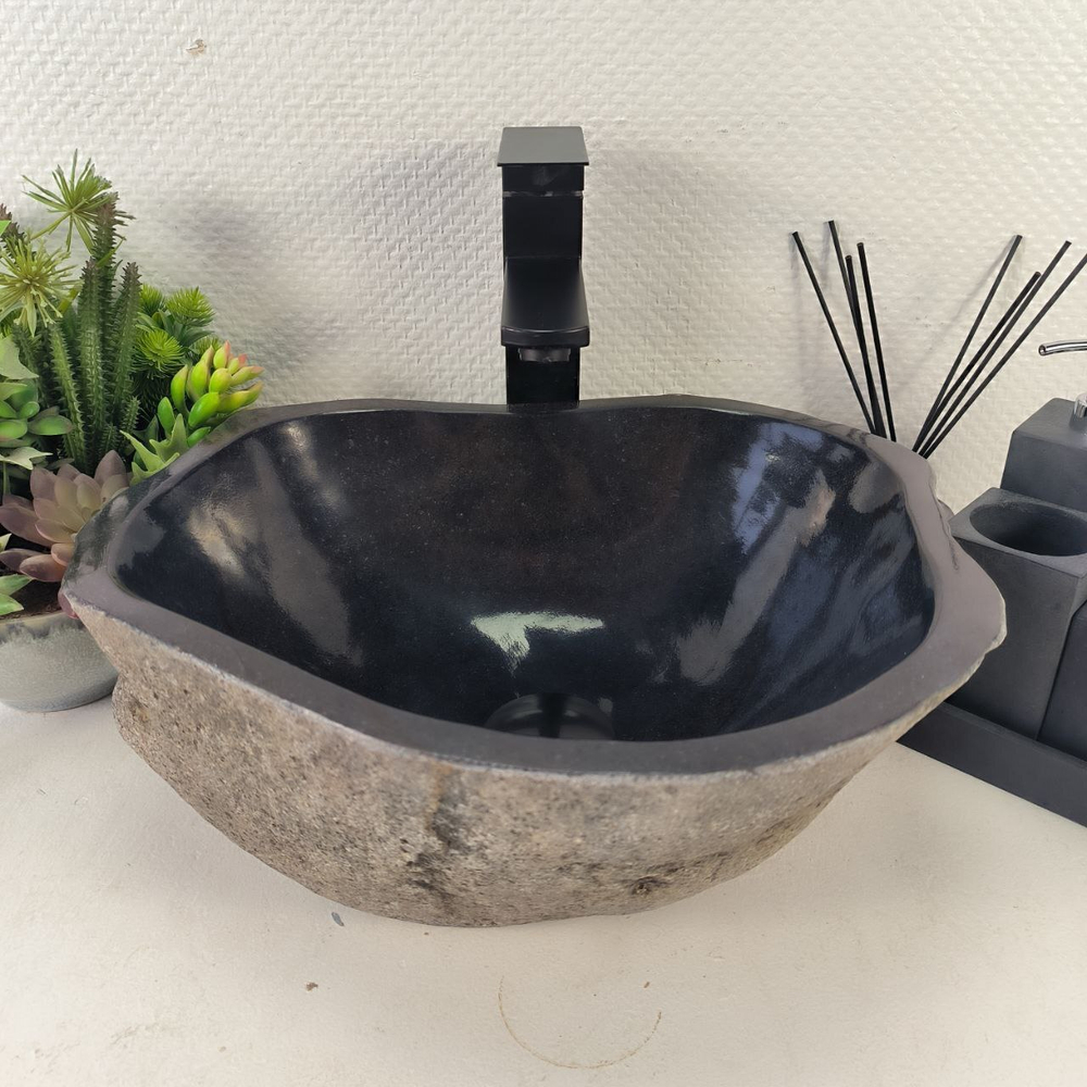 Раковина из речного камня RS-64986 38*33*15 0855