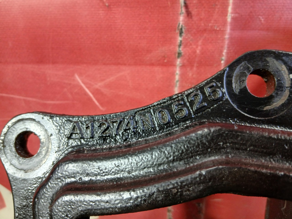 Кронштейн передней рессоры левый 2023г