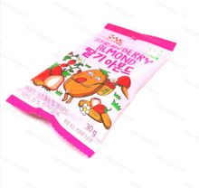 Миндаль в глазури со вкусом клубники Strawberry Almond, 30 гр.