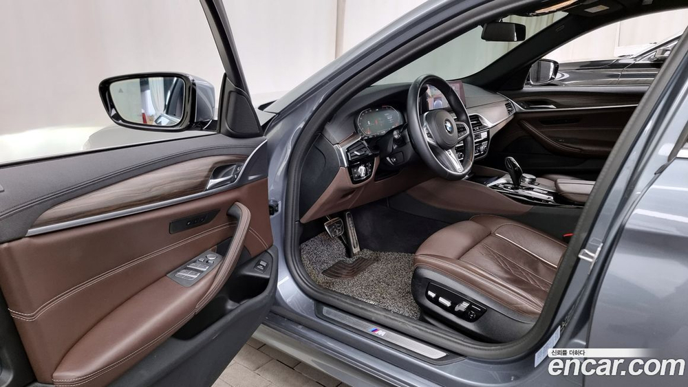 BMW 5 Series (G30) 530i xDrive M Sports Plus (05.2020)