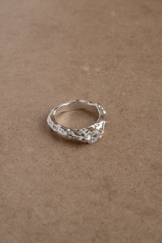 Кольцо WHITE MELT RING / Puntus