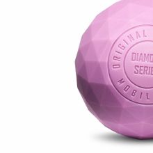 Набор из двух массажных мячей с кистевым эспандером пурпурный