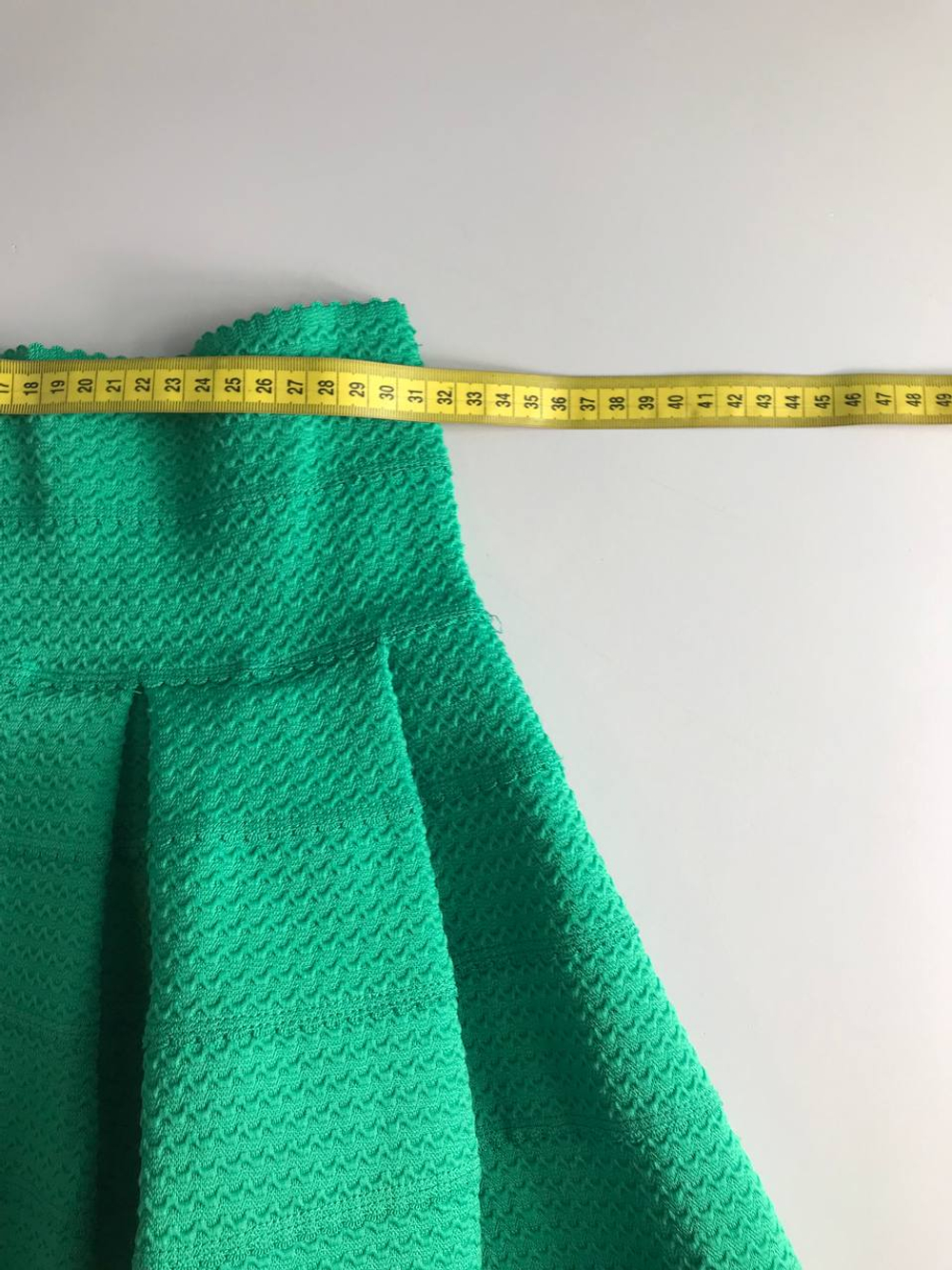 Юбка H&M красивого оттенка, маркировка S, визуально на 44 размер