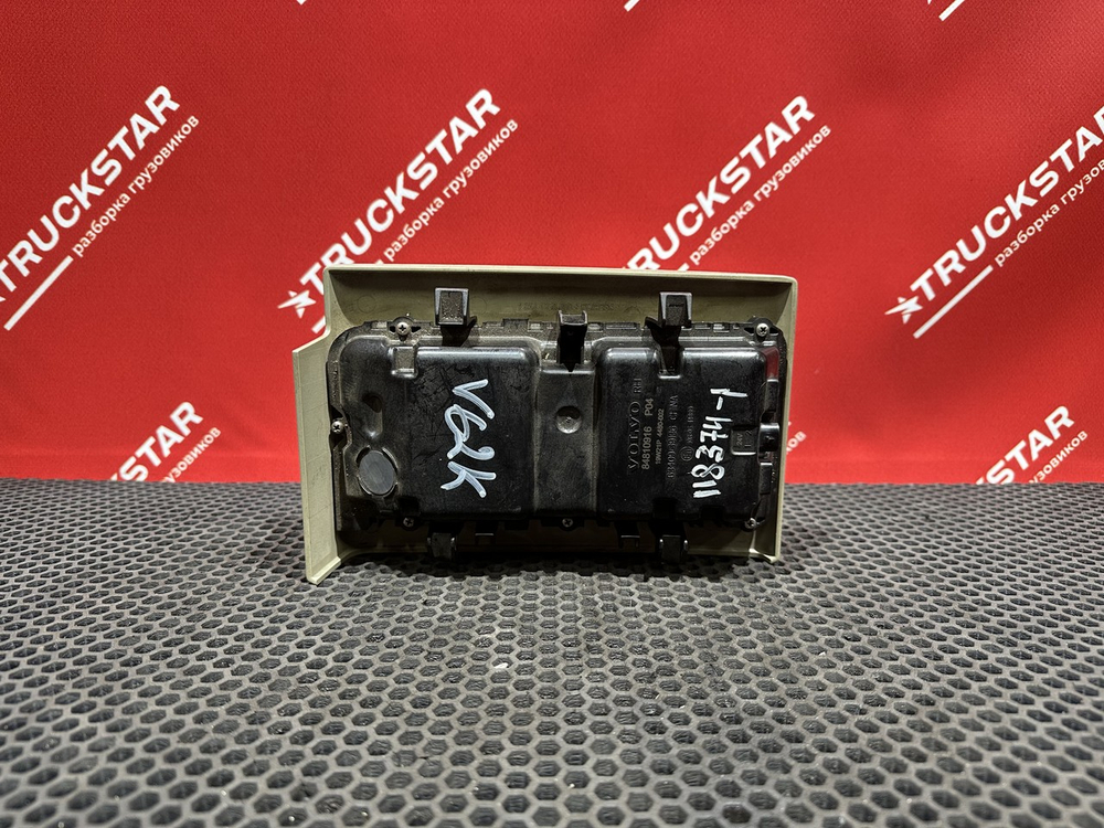 Плафон салонный