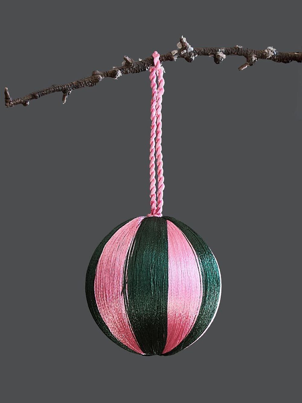 Набор елочных украшений Circus из коллекции New Year Essential, 3 шт.