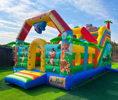 Коммерческий надувной батут «Приключение в мире животных 3», 8*4*5 м.