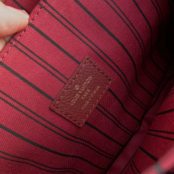 Louis Vuitton Pochette Metis