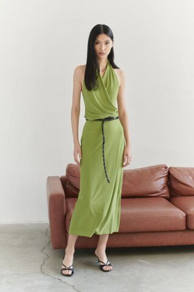 Лимитированное издание Зеленое двубортное трикотажное платье миди с V-образным вырезом и эластичным вырезом TWOSS25EL00479