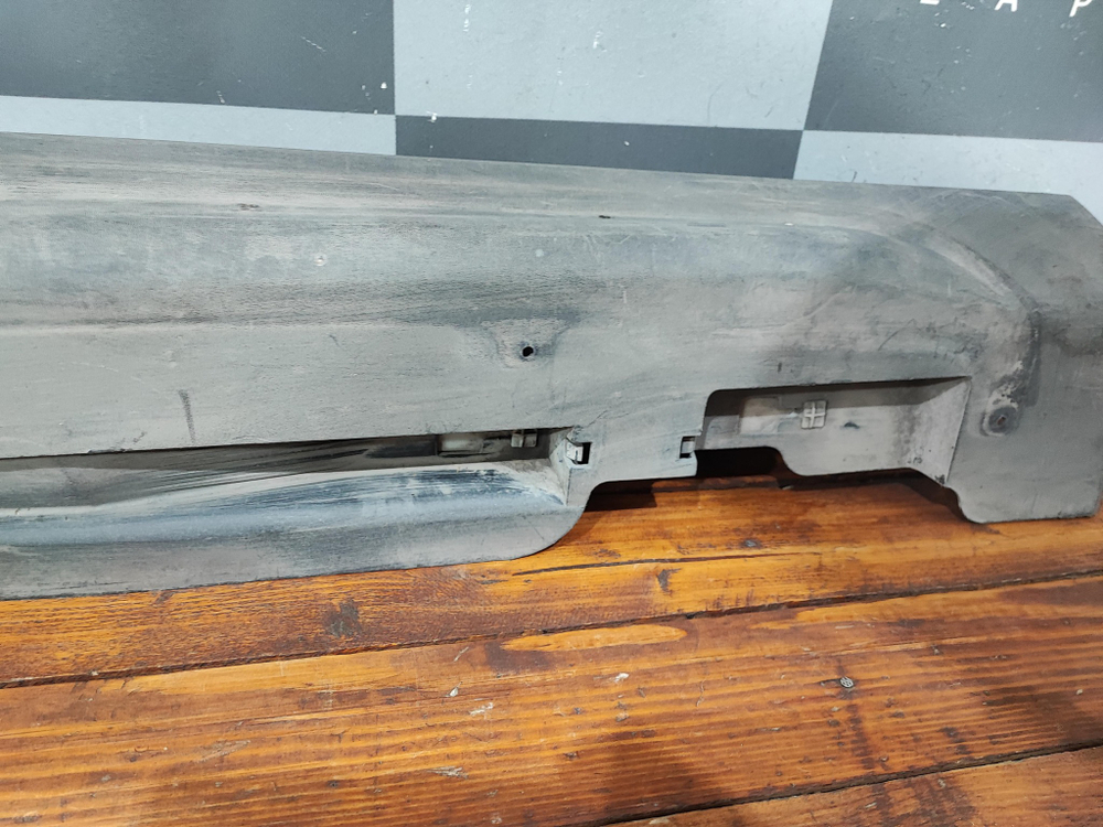 Накладка порога правого Volvo V40 Cross Country 12-16 Б/У Оригинал 31290542