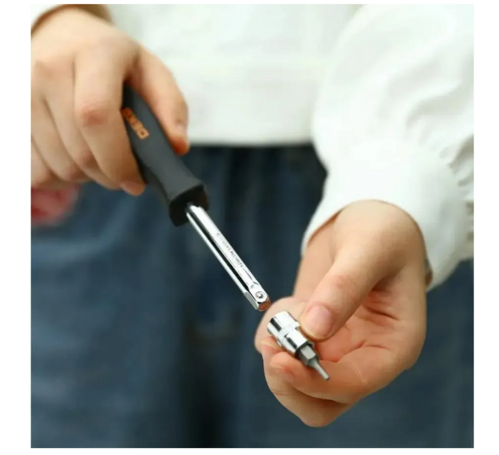 Набор инструмента DEKO DKMT57 в чемодане (57 предметов)