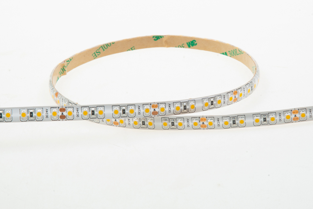 Светодиодная лента SMD, 9, 3мм, 8, 8W/m, 3000K, 825 Lm/m, DC24V, CRI&gt;90, IP65
