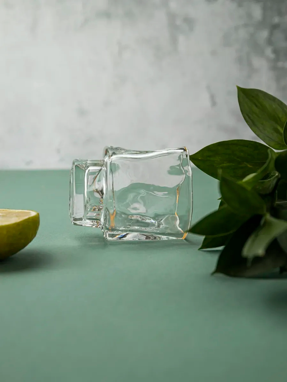 Набор изогнутых шотов, 60 мл, 6 шт. с золотой каймой