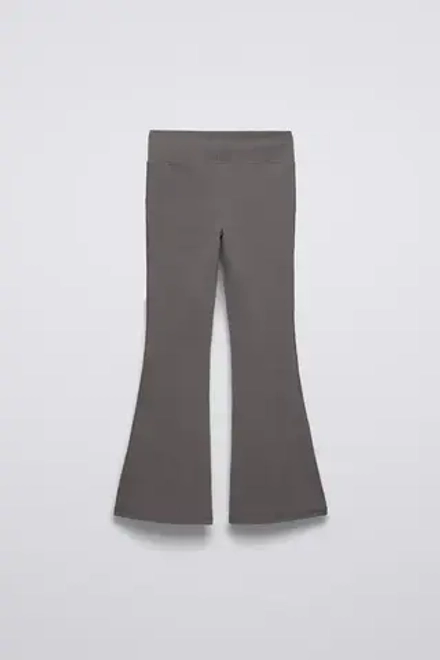 ZARA РАСКЛЕШЕННЫЕ ЛЕГИНСЫ С НАДПИСЬЮ, СЕРЫЙ