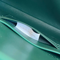 Клатч Bottega Veneta