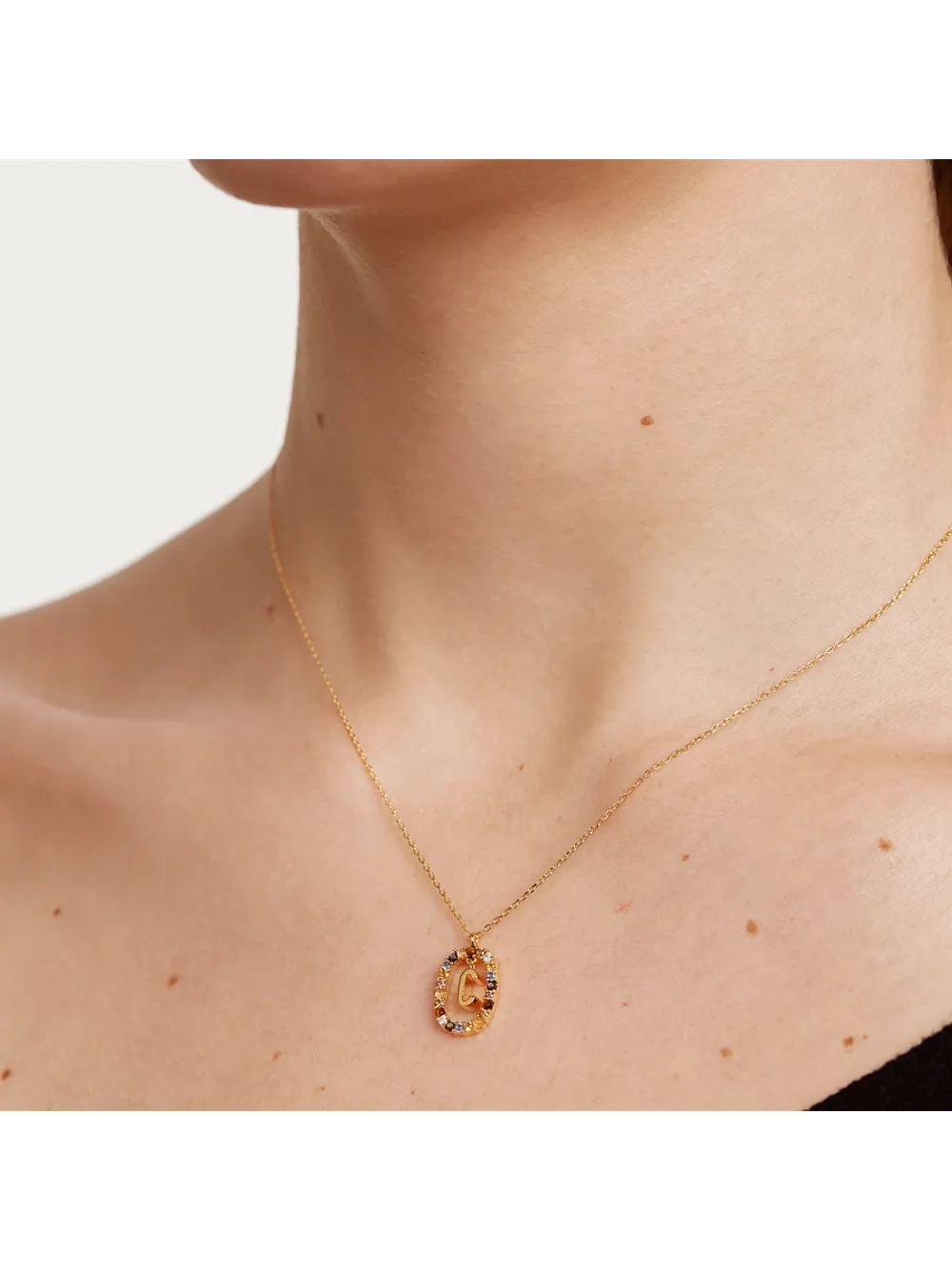 Колье Буква C серебро 925 пробы покрытое золотом