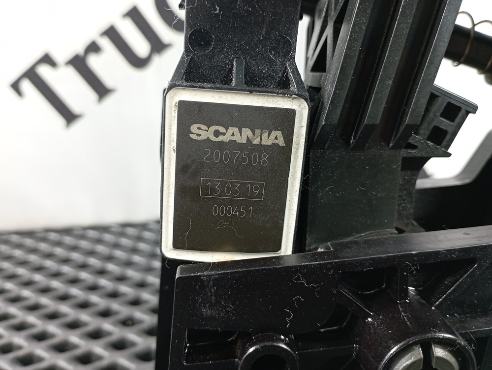 Педаль газа