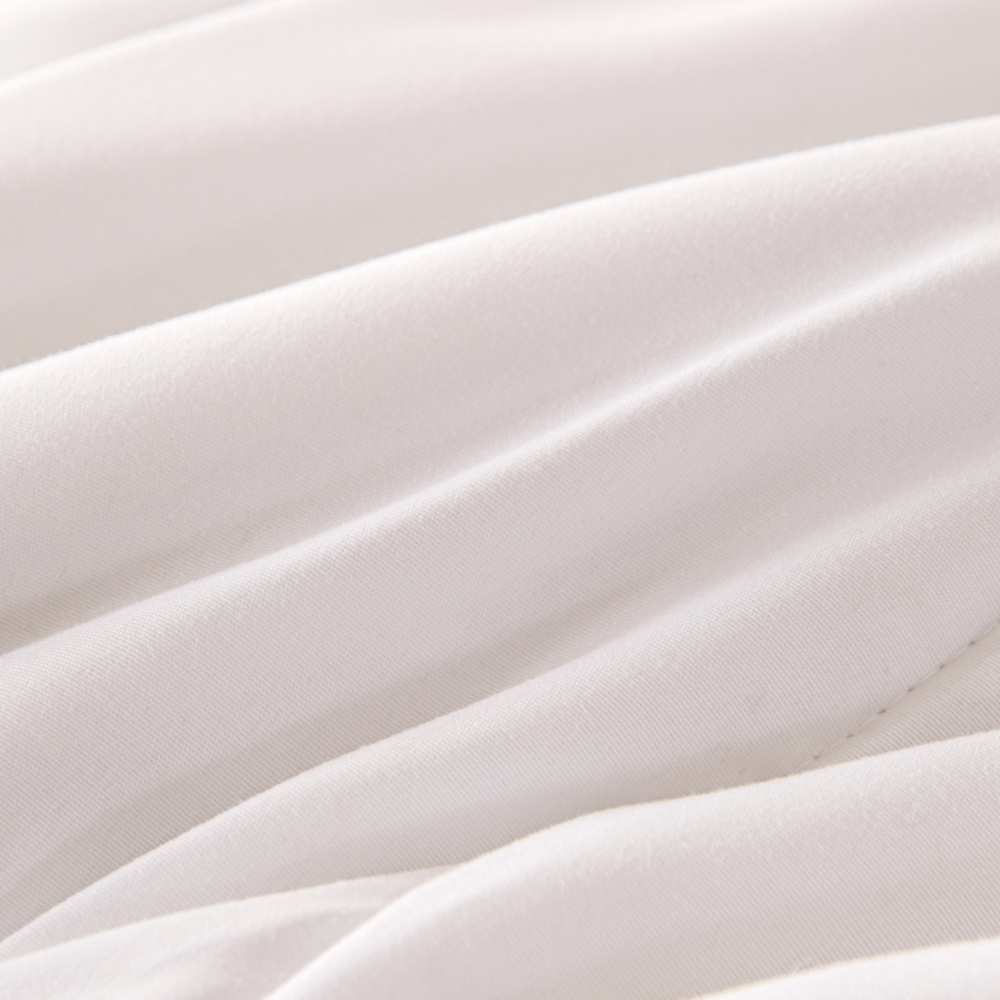 Одеяло SM Всесезонное SM002 черно-белый кант 180*215 см