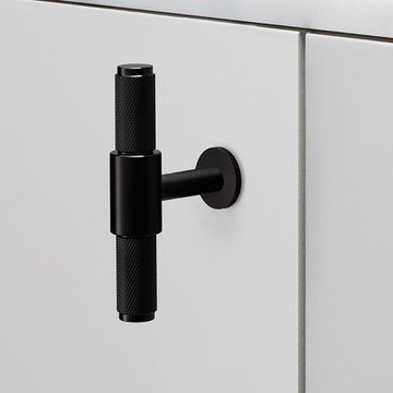 Ручка скоба Buster + Punch  Т-bar  Black