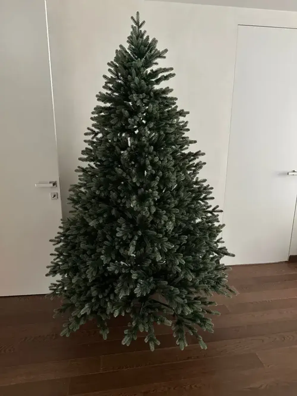 Ель искусственная «Архангельская» (Литая хвоя) от 1,2 м до 3 м