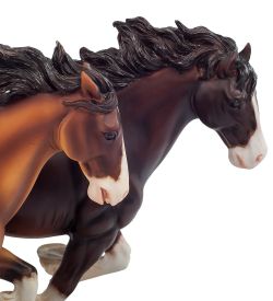 Veronese WS-709 Статуэтка «Мустанги»