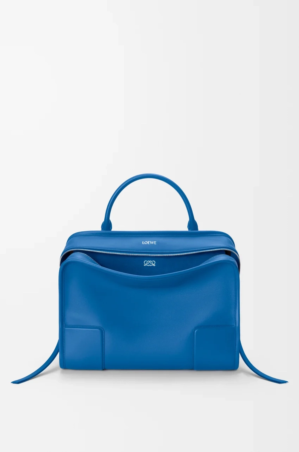Loewe Большая сумка Amazona 180 из мягкой телячьей кожи, ярко-синий
