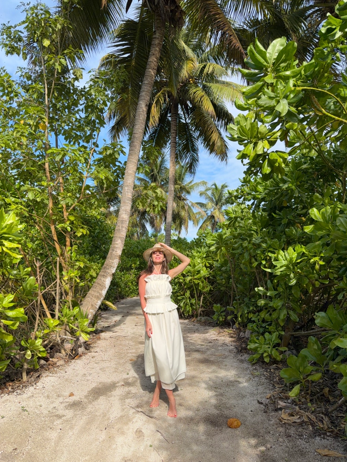 ПЛАТЬЕ ТИНЕЙ МОЛОЧНЫЙ