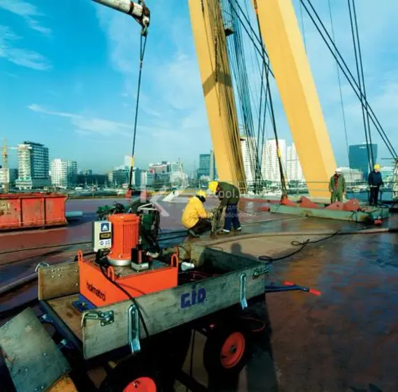 Гидронасос с электроприводом Holmatro 06 W 12 E