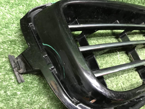 Решетка перед бампера VW Touareg 2 NF 14-18 R-Line