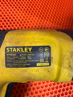 Перфоратор Stanley STHR202