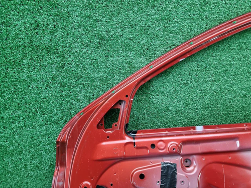 Дверь передняя правая Lada Vesta (2015-н.в.)