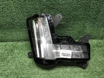 ПТФ правая Cadillac Escalade 4 (2014-2020) LED