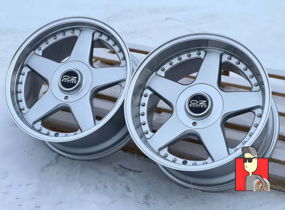 Комплект дисков OZ Racing Futura 17x8.5/9.5 et20/20 5x100/5x114.3