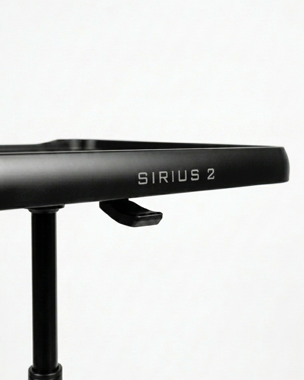 table Sirius black