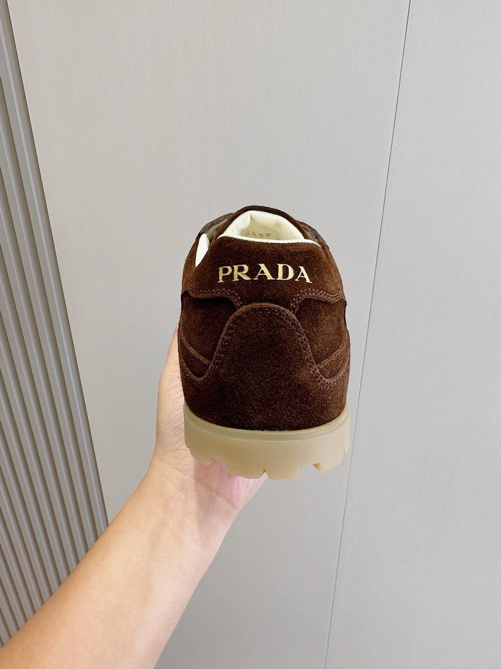 Кроссовки Prada
