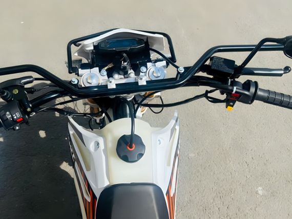 Мотоцикл эндуро кроссовый SYCMCC 250