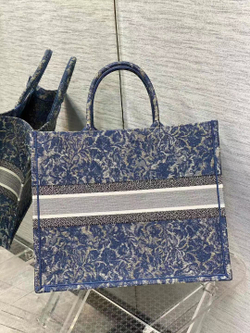 Christian Dior Book Tote 42 cm