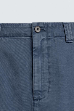 ZARA БРЮКИ ЧИНОС STRAIGHT FIT С ЭФФЕКТОМ ПОТЕРТОСТИ, СИНИЙ