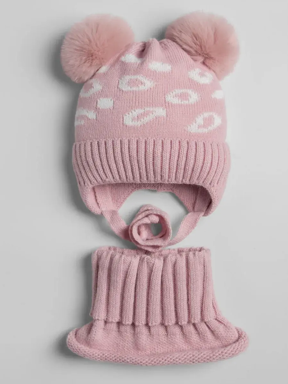 Зимняя шапка для девочки и снуд