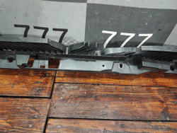 Кронштейн заднего бампера Volkswagen Tiguan 2 16-20 Б/У Оригинал 5NR807863