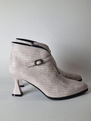 Цена на Ботильоны-11830 больших размеров