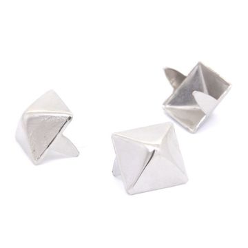 Клепка (41) 25 шт «Пирамида» 13*13