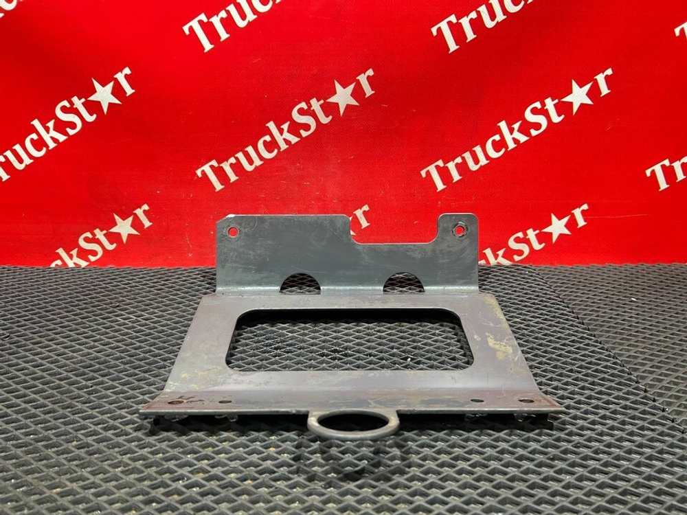 Кронштейн воздушного фильтра