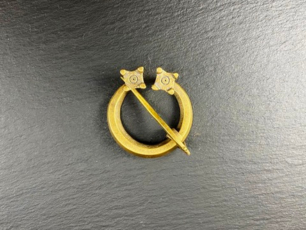 Фибула. Прибалтика 11-13 в.